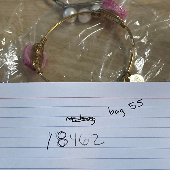 BOURBON & BOWETIES gold tone bracelet bangle PINK Druzy signed jewelry wire wrap - Picture 11 of 11